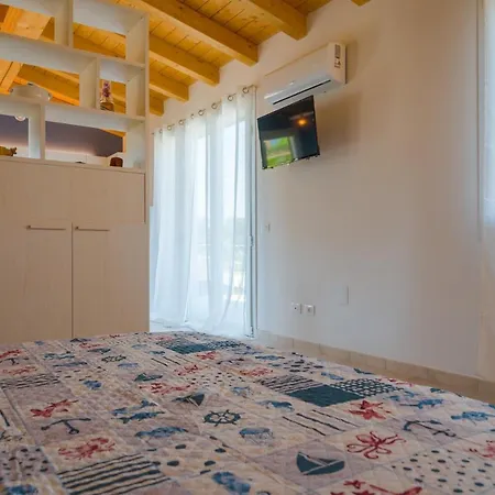 Loft In Apartment *
